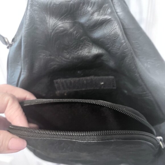 Great American Leather Works-Sling Backpack-Embossed Floral-Black-Lots/Storage